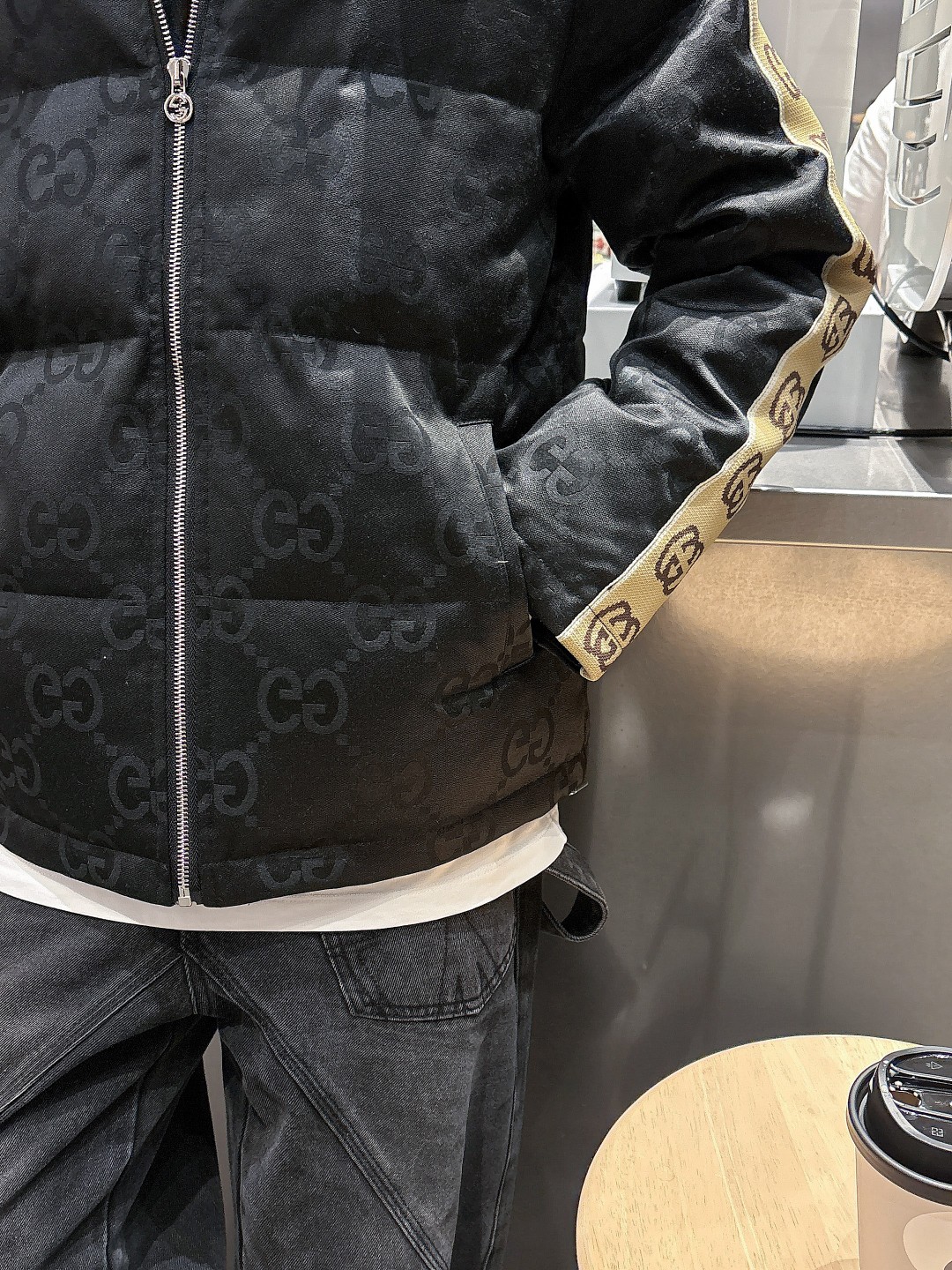 Gucci Down Jacket Goose Down Black S-m-l-xl