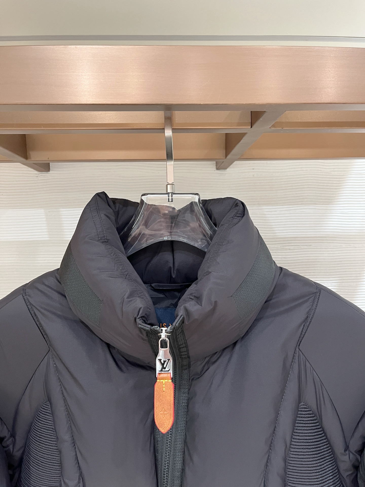 Louis Vuitton Male Down Jacket Goose Down Black S-l