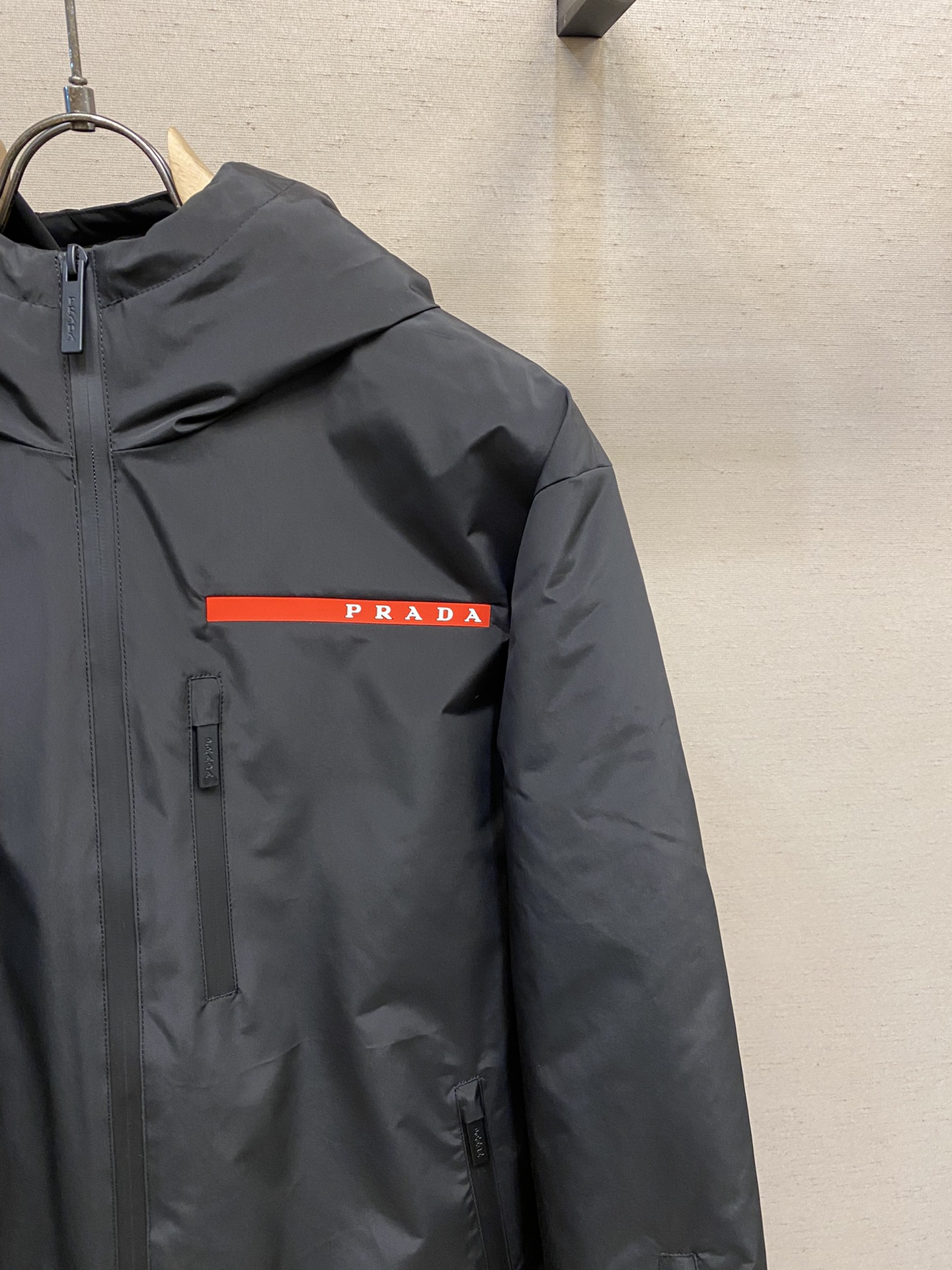 Prada Down Jacket White Duck Down Black S-l