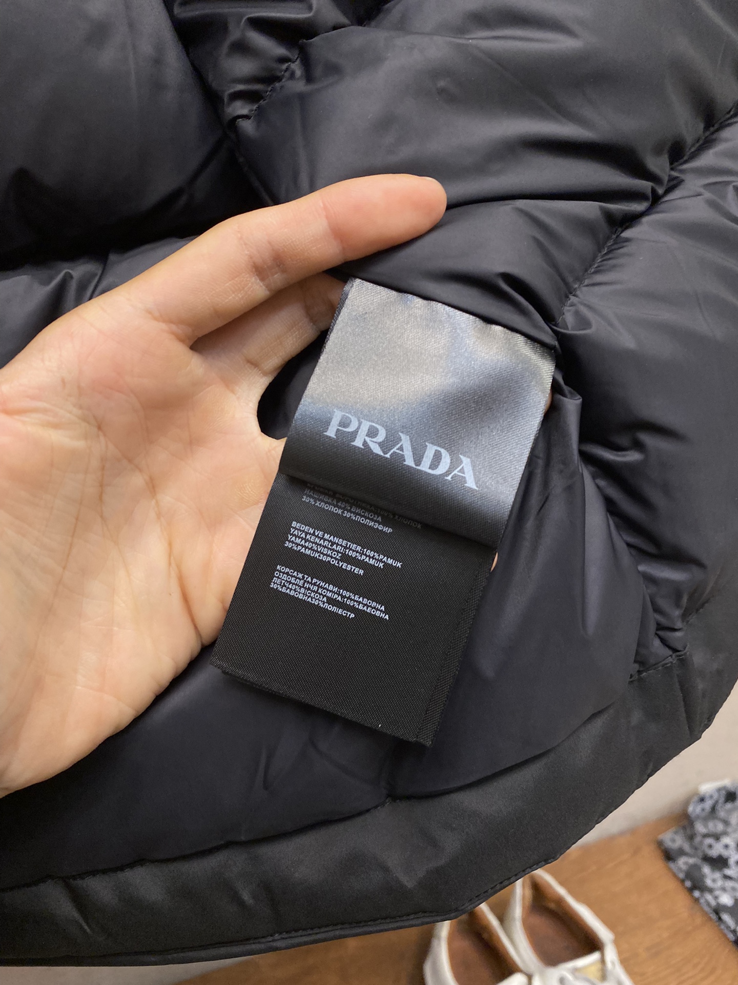 Prada Down Jacket White Duck Down Black S-l