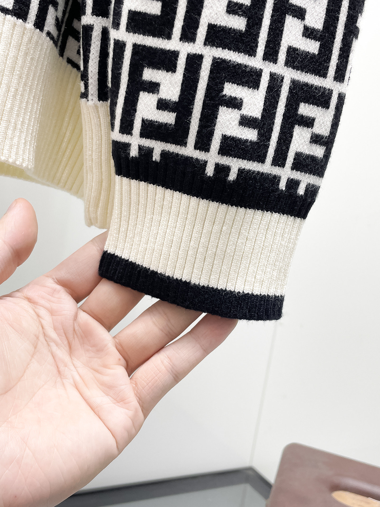 Fendi Female Basic Clothing Wool M-l-xl