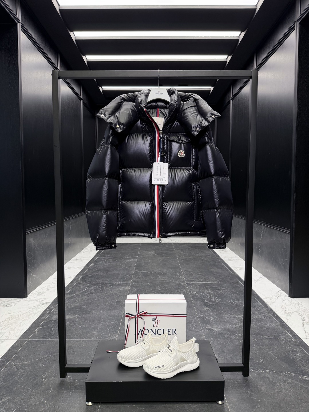 Moncler Male Down Jacket Hooded S-m-l