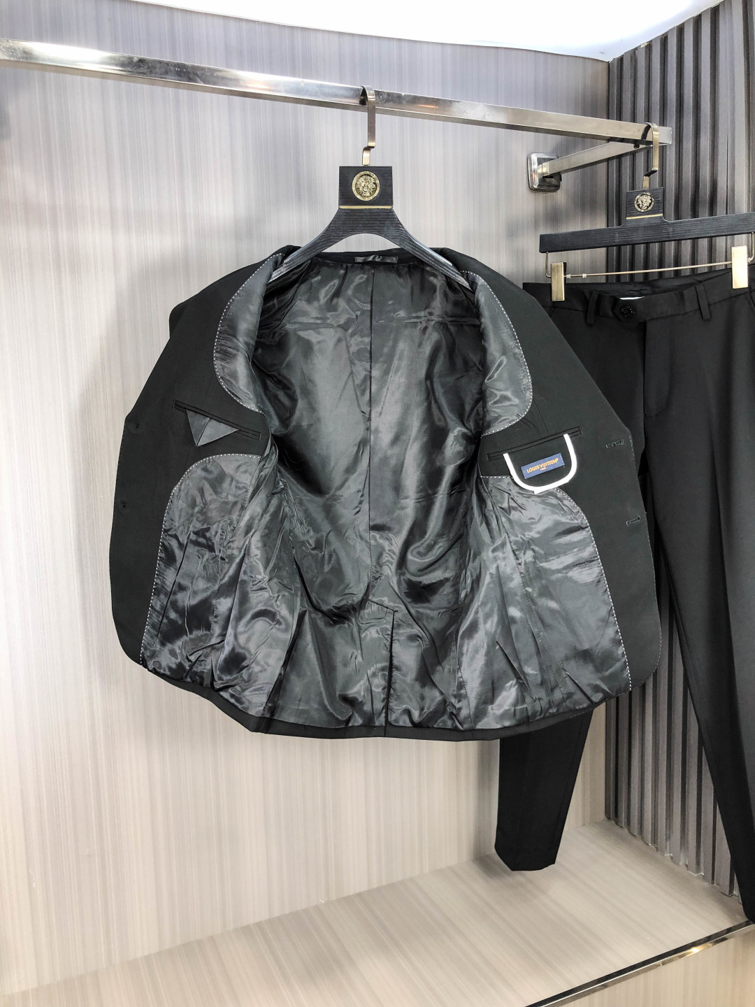 Louis Vuitton Male Basic Clothing Cotton Gray Slim Fit L-175130