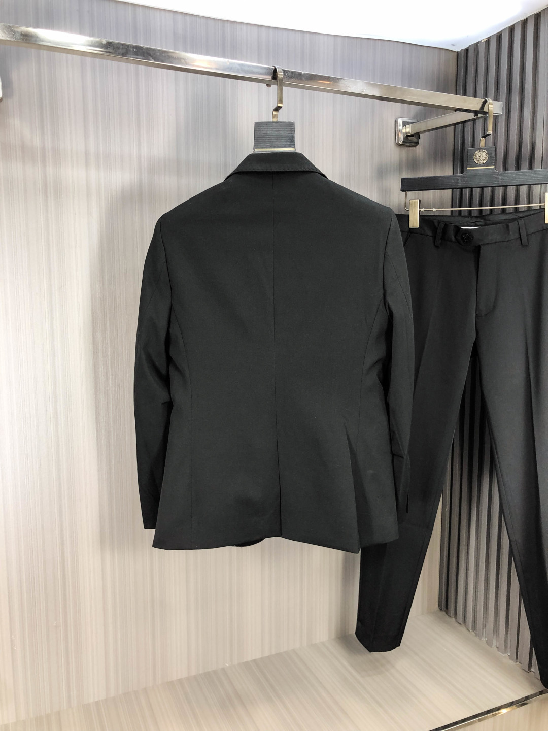 Louis Vuitton Male Basic Clothing Cotton Gray Slim Fit L-175130