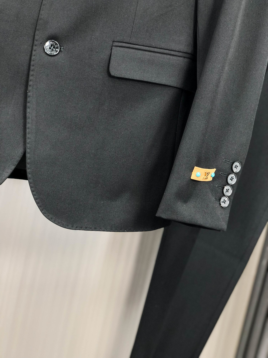 Louis Vuitton Male Basic Clothing Cotton Gray Slim Fit L-175130