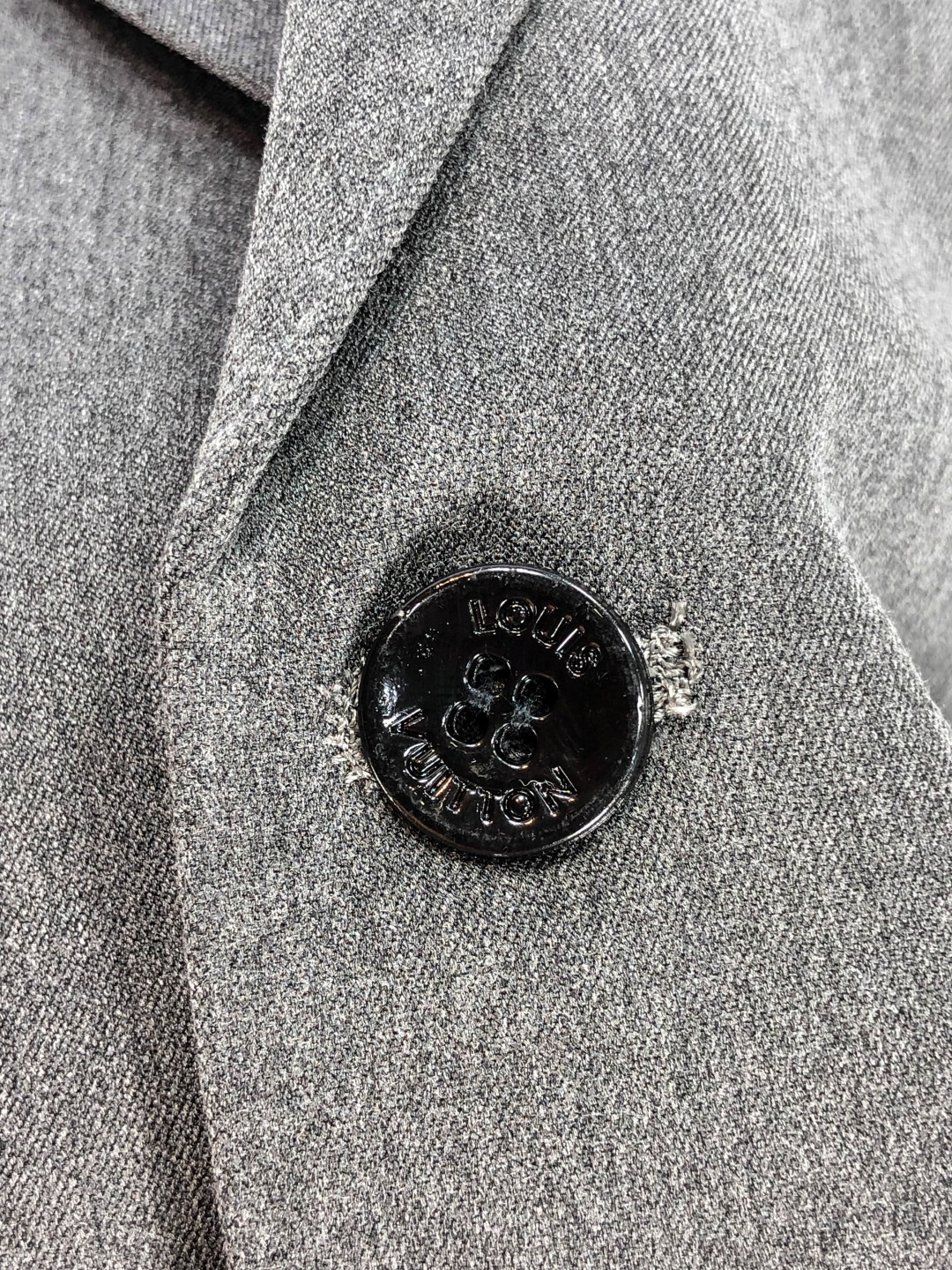 Louis Vuitton Male Basic Clothing Cotton Gray Slim Fit L-175130