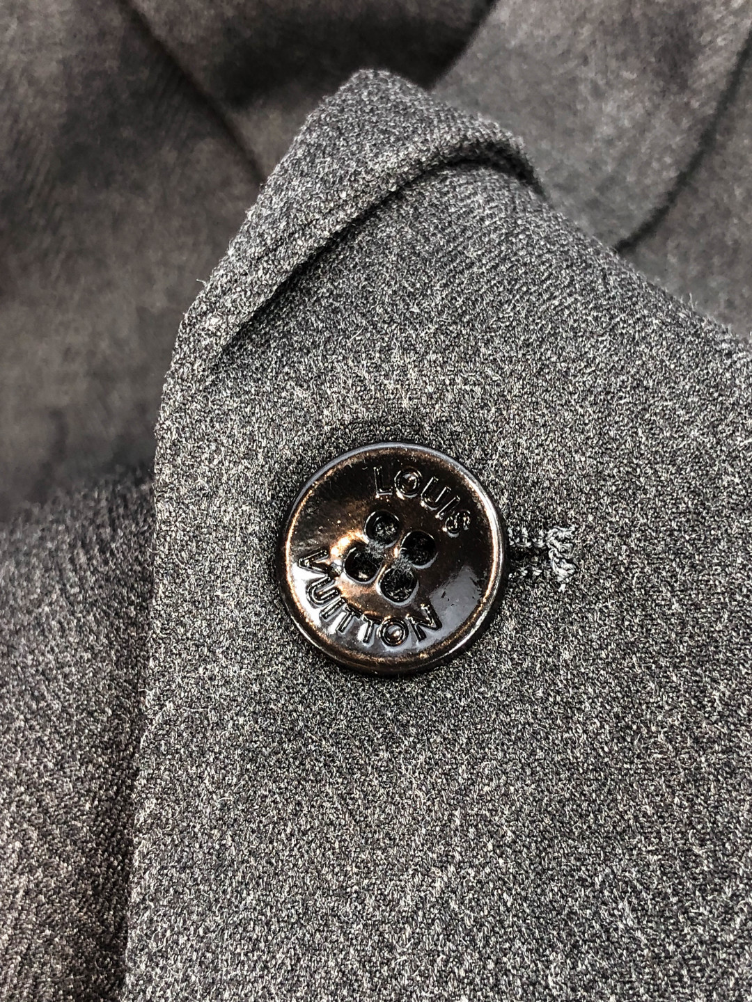 Louis Vuitton Male Basic Clothing Cotton Gray Slim Fit L-175130