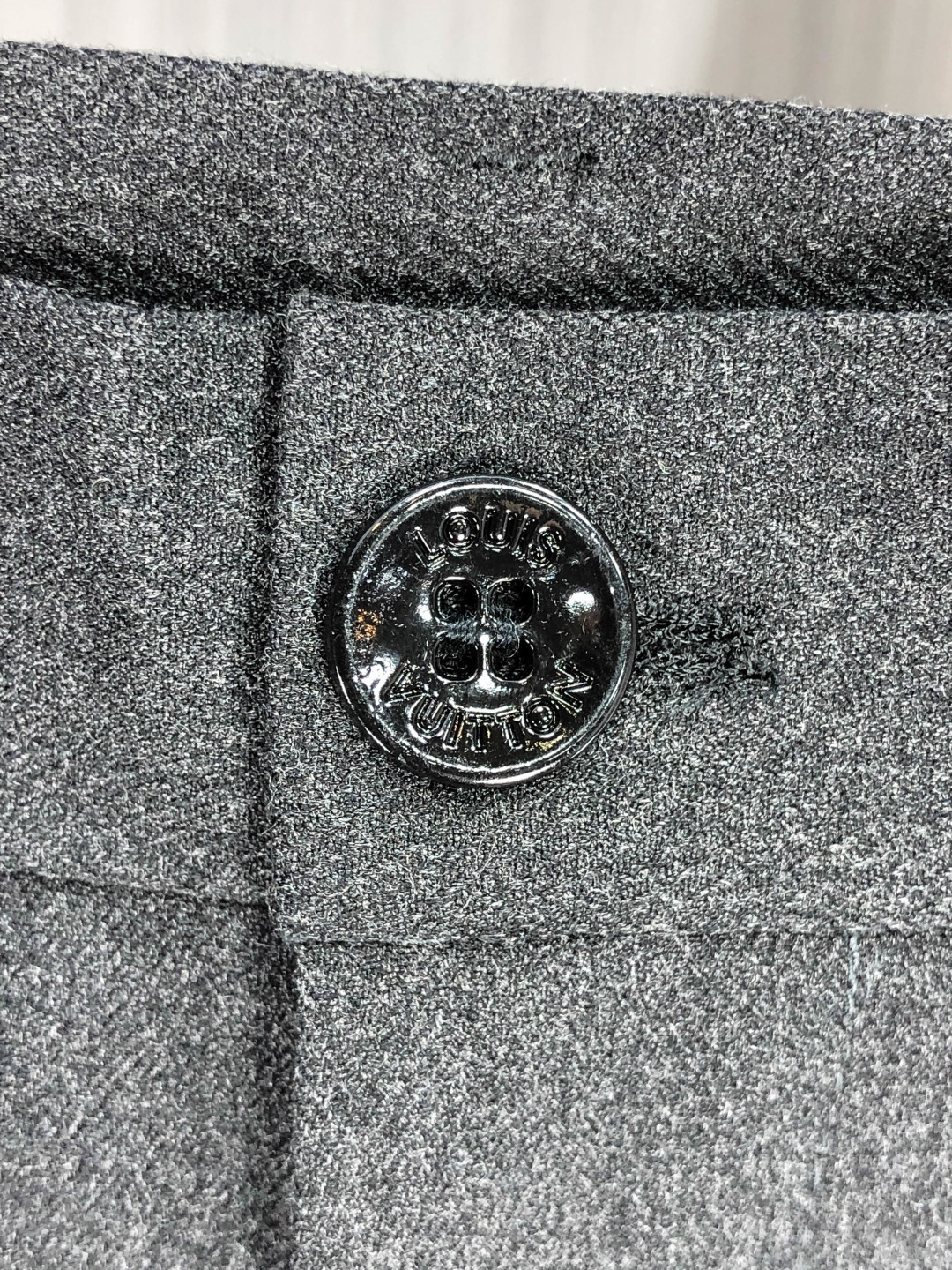 Louis Vuitton Male Basic Clothing Cotton Gray Slim Fit L-175130