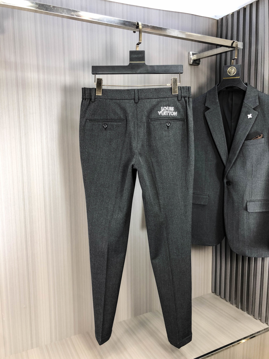 Louis Vuitton Male Basic Clothing Cotton Gray Slim Fit L-175130