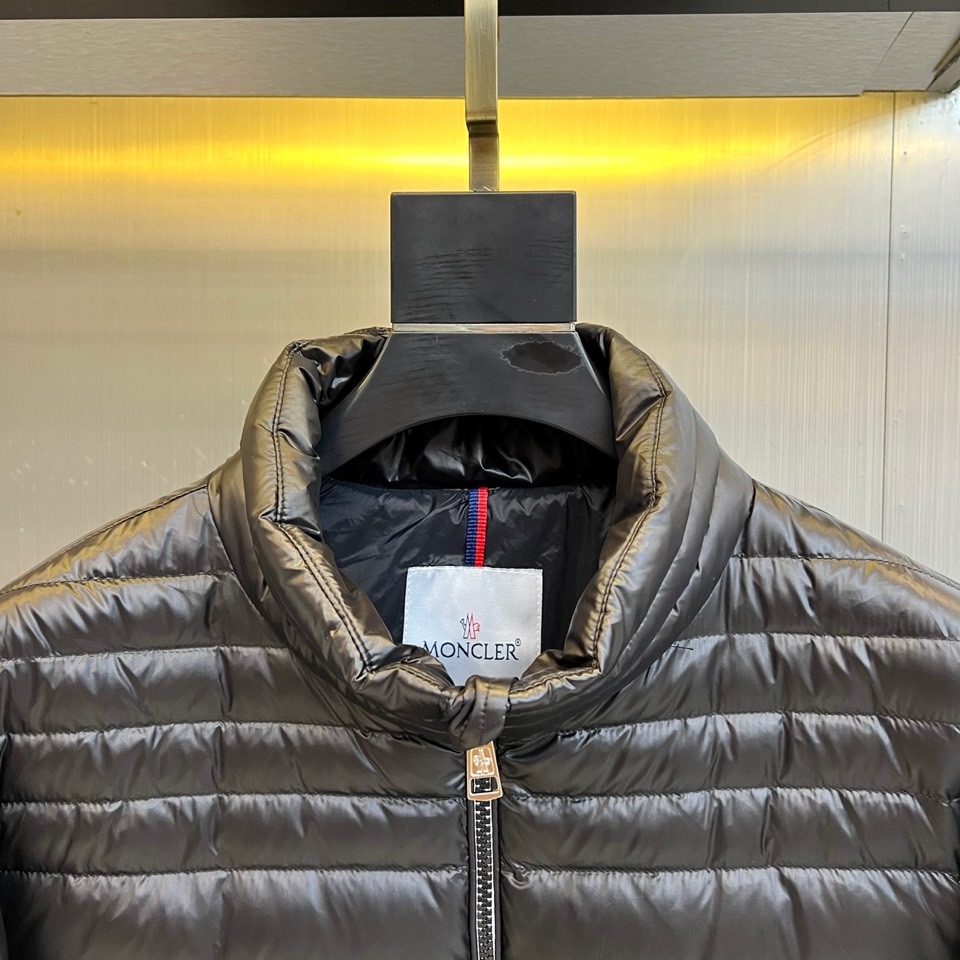 Moncler Down Jacket Goose Down Gray M-l
