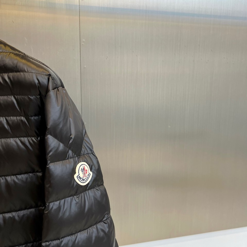 Moncler Down Jacket Goose Down Gray M-l