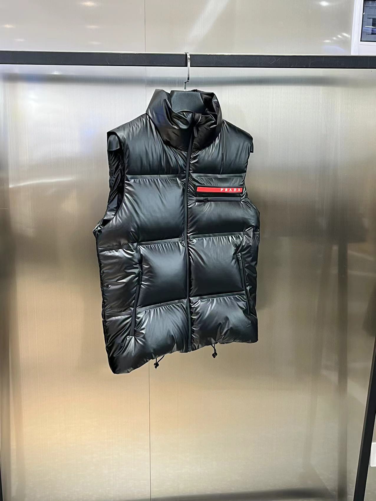 Prada Down Vest Goose Down Red S-xl