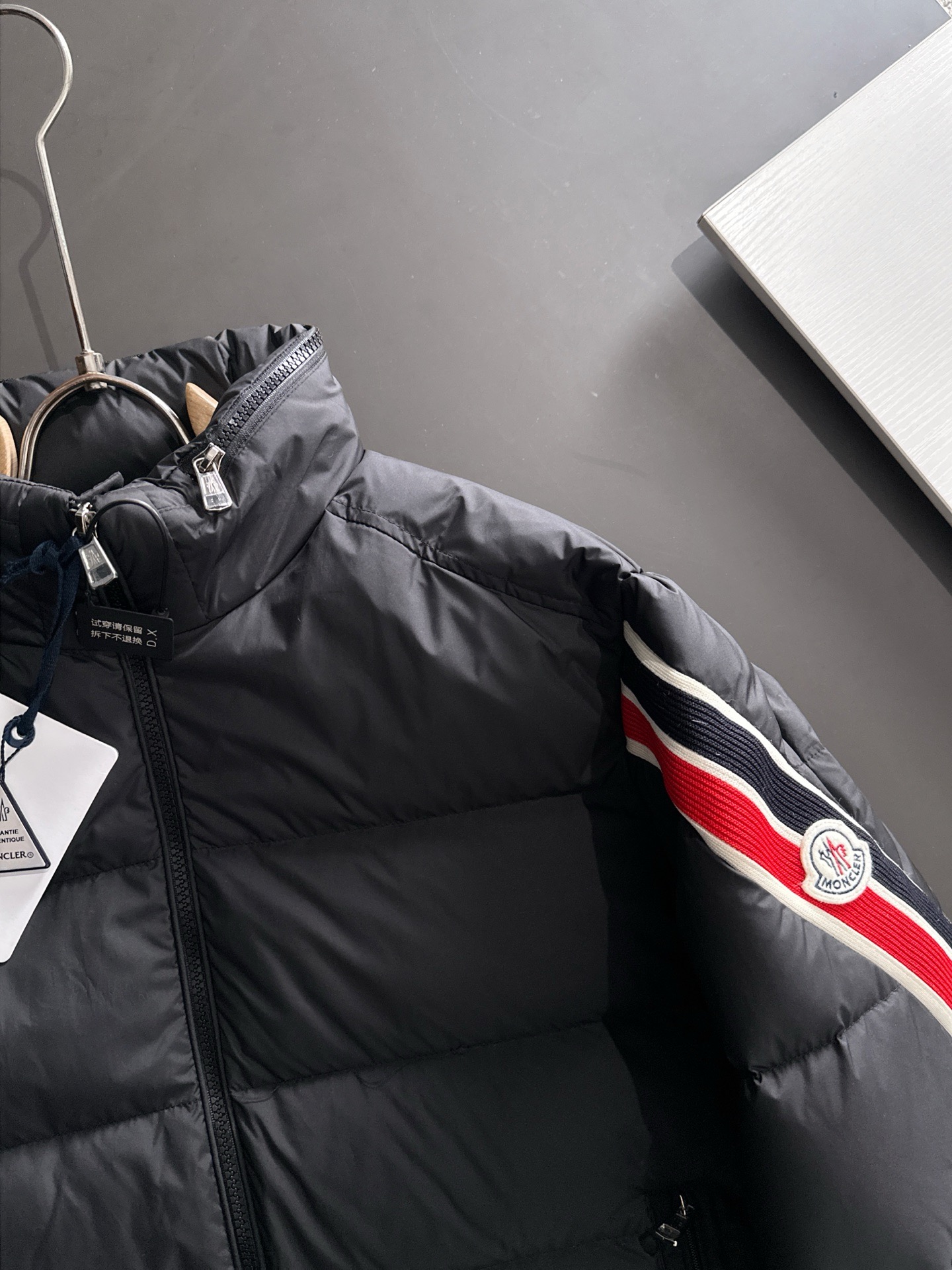 Moncler Couple Down Jacket White Duck Down Black Couple Style S-m-l