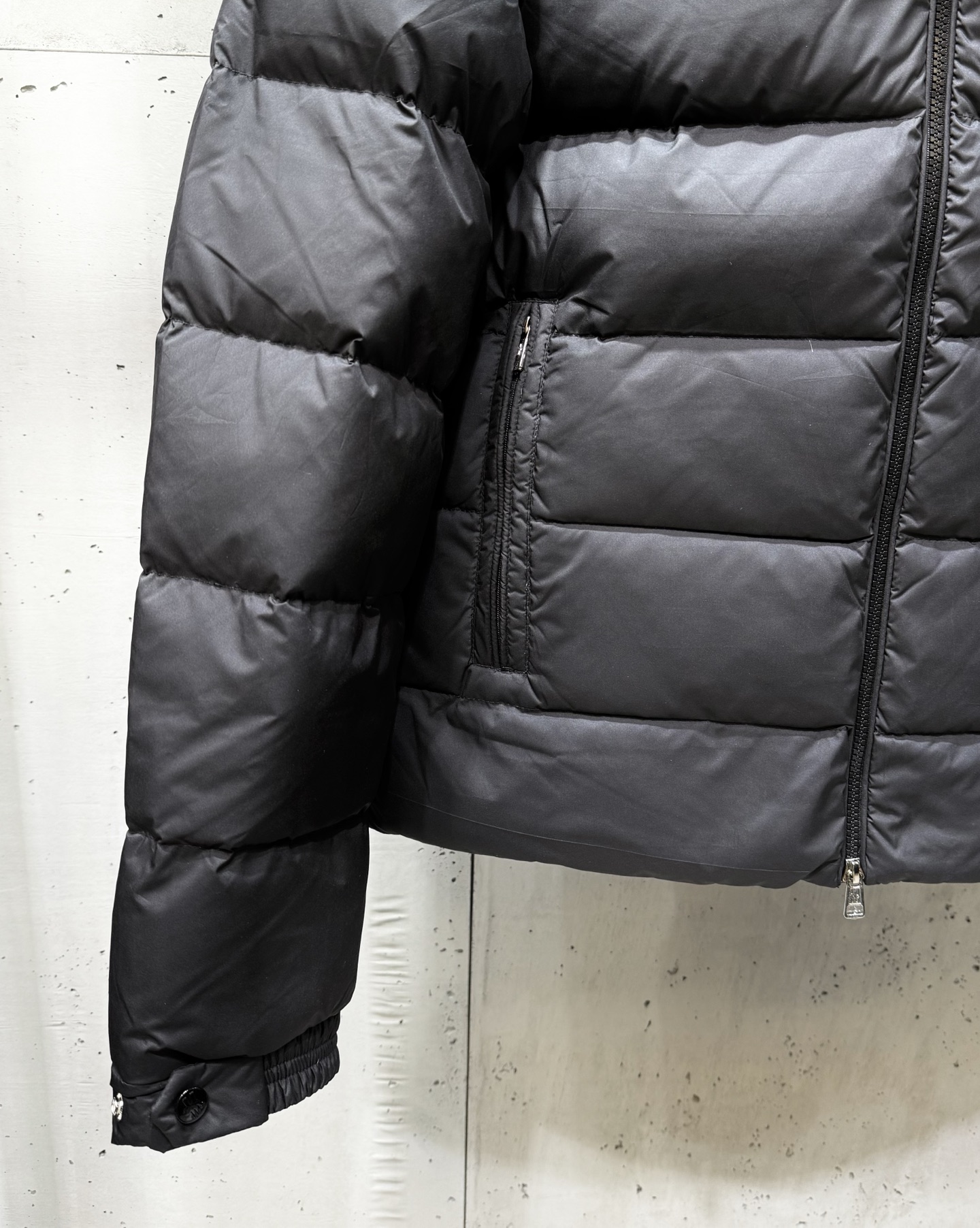 Moncler Male Basic Clothing White Duck Down Black Striped S-m-l