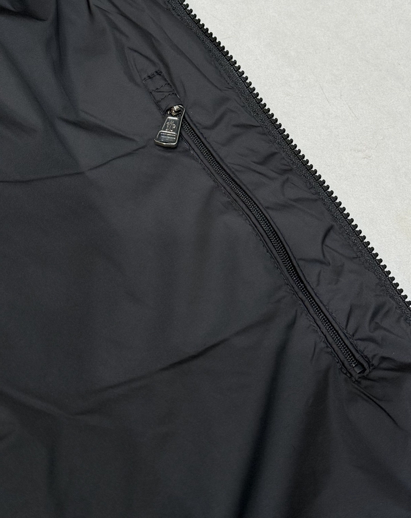 Moncler Male Basic Clothing White Duck Down Black Striped S-m-l