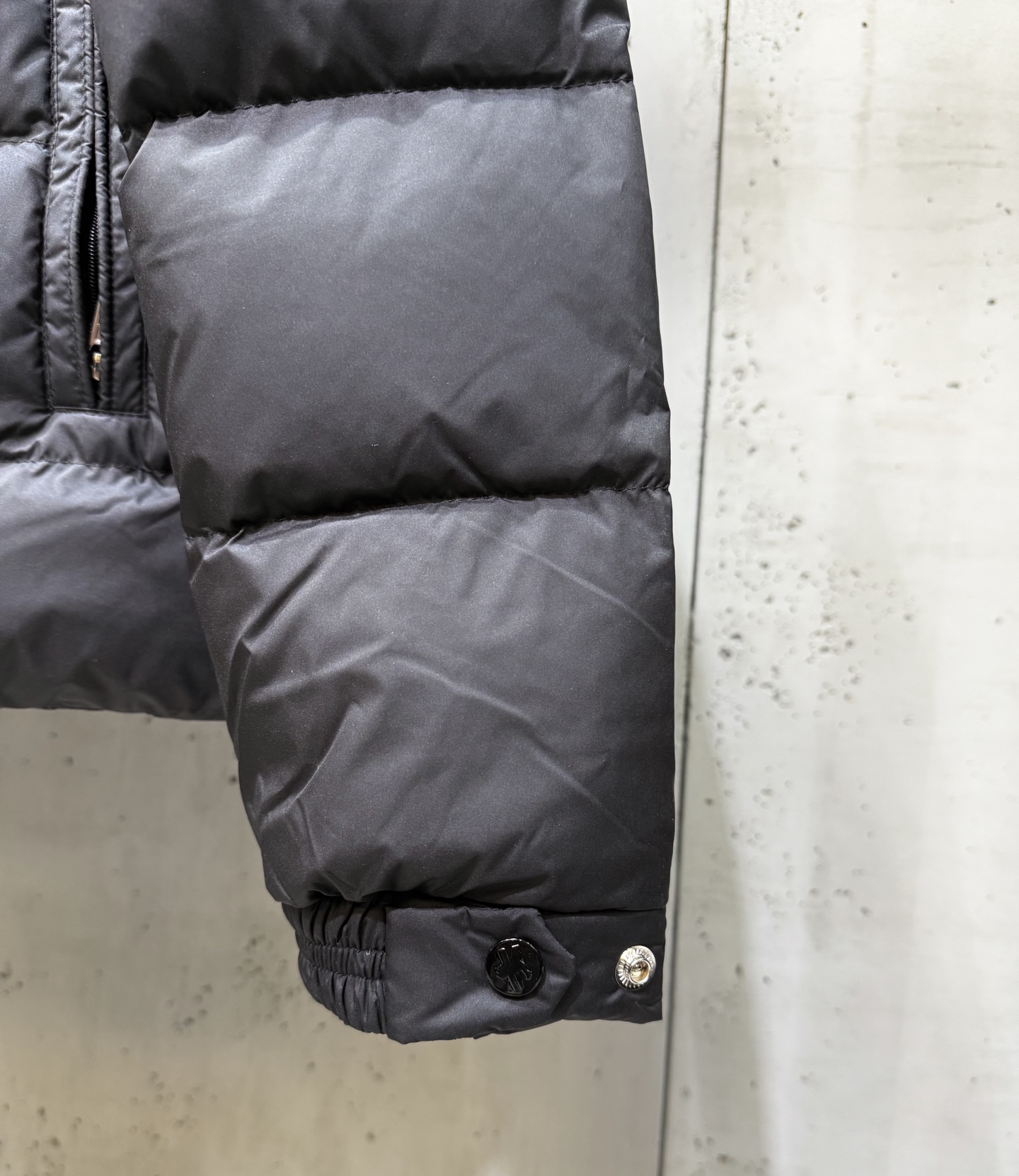 Moncler Male Basic Clothing White Duck Down Black Striped S-m-l