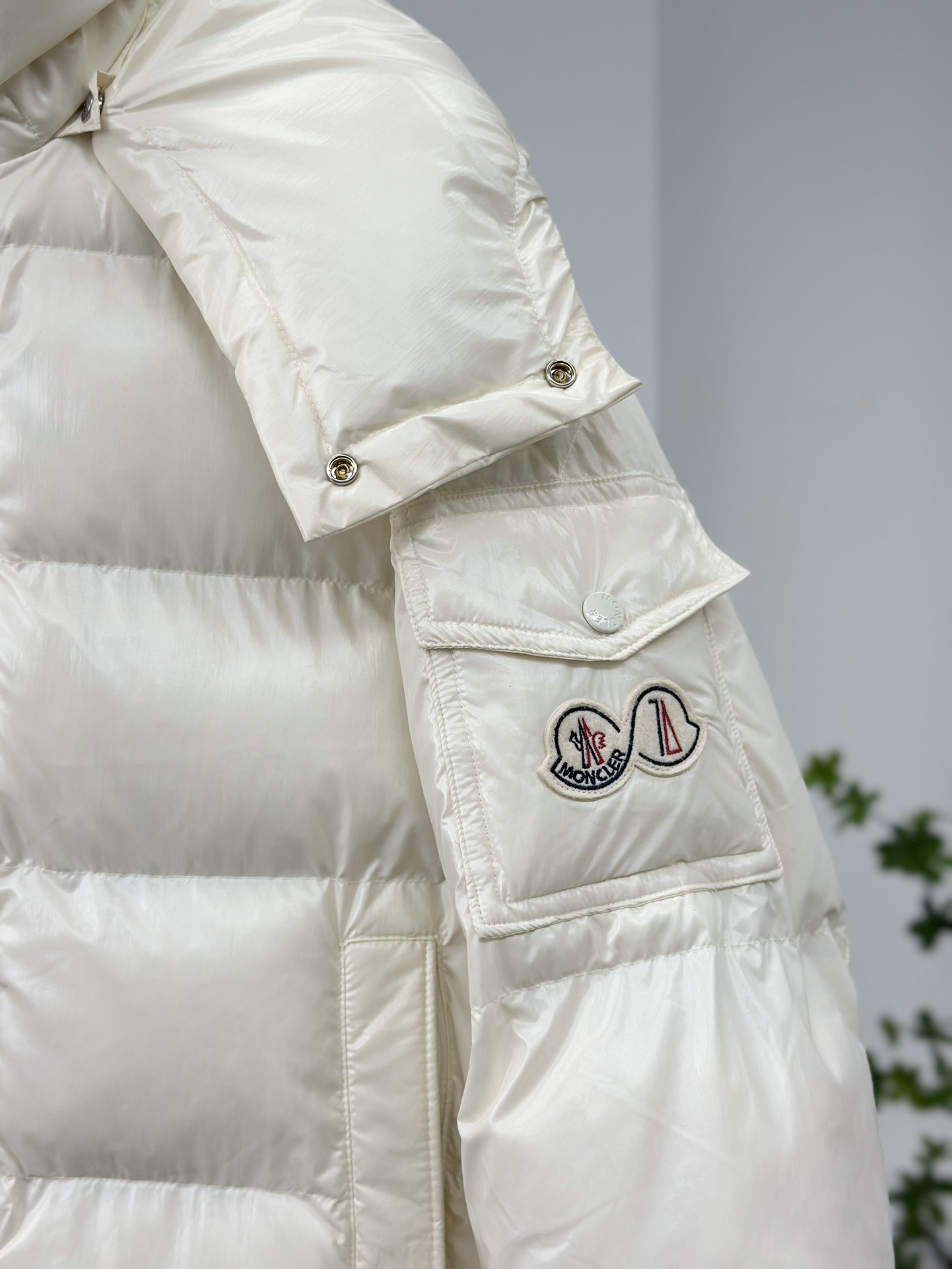 Moncler Down Jacket White Duck Down Black M-l-xl