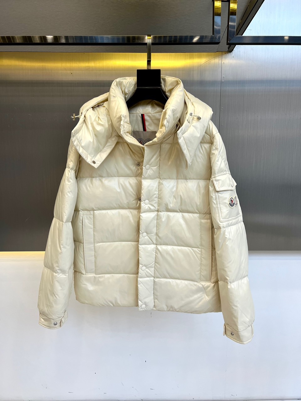 Moncler Down Jacket White Duck Down Black M-l-xl