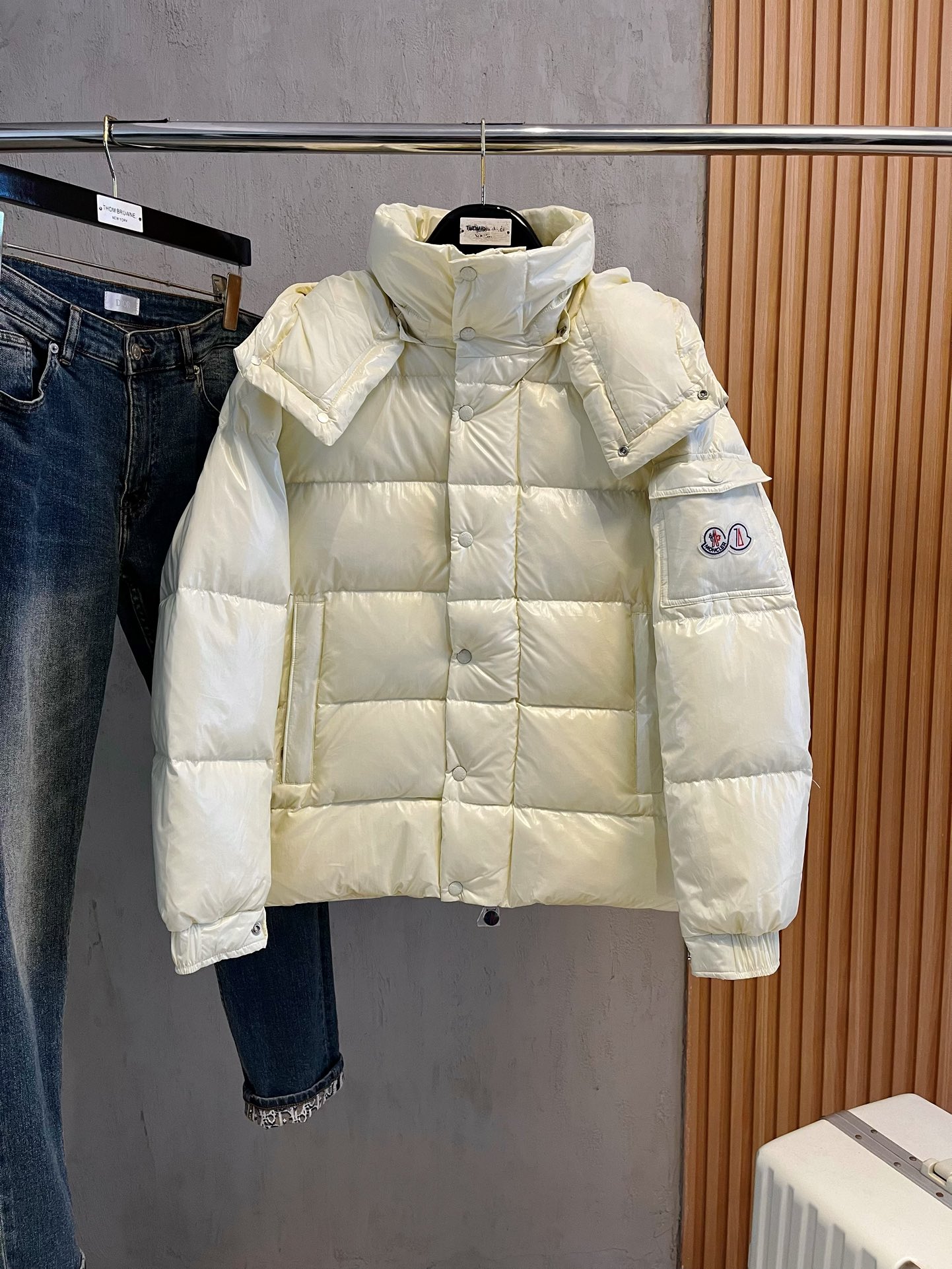 Moncler Down Jacket White Duck Down Black M-l-xl