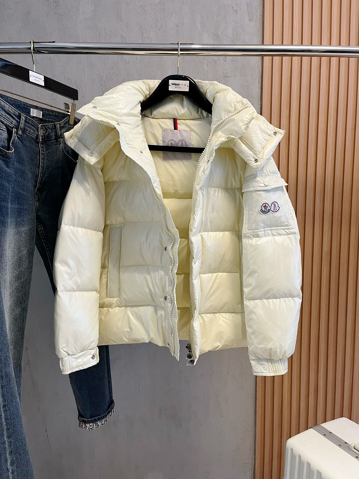Moncler Down Jacket White Duck Down Black M-l-xl