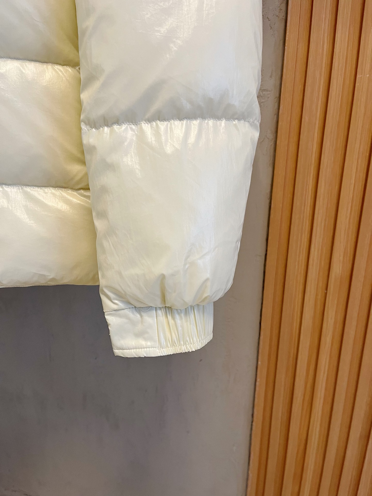 Moncler Down Jacket White Duck Down Black M-l-xl