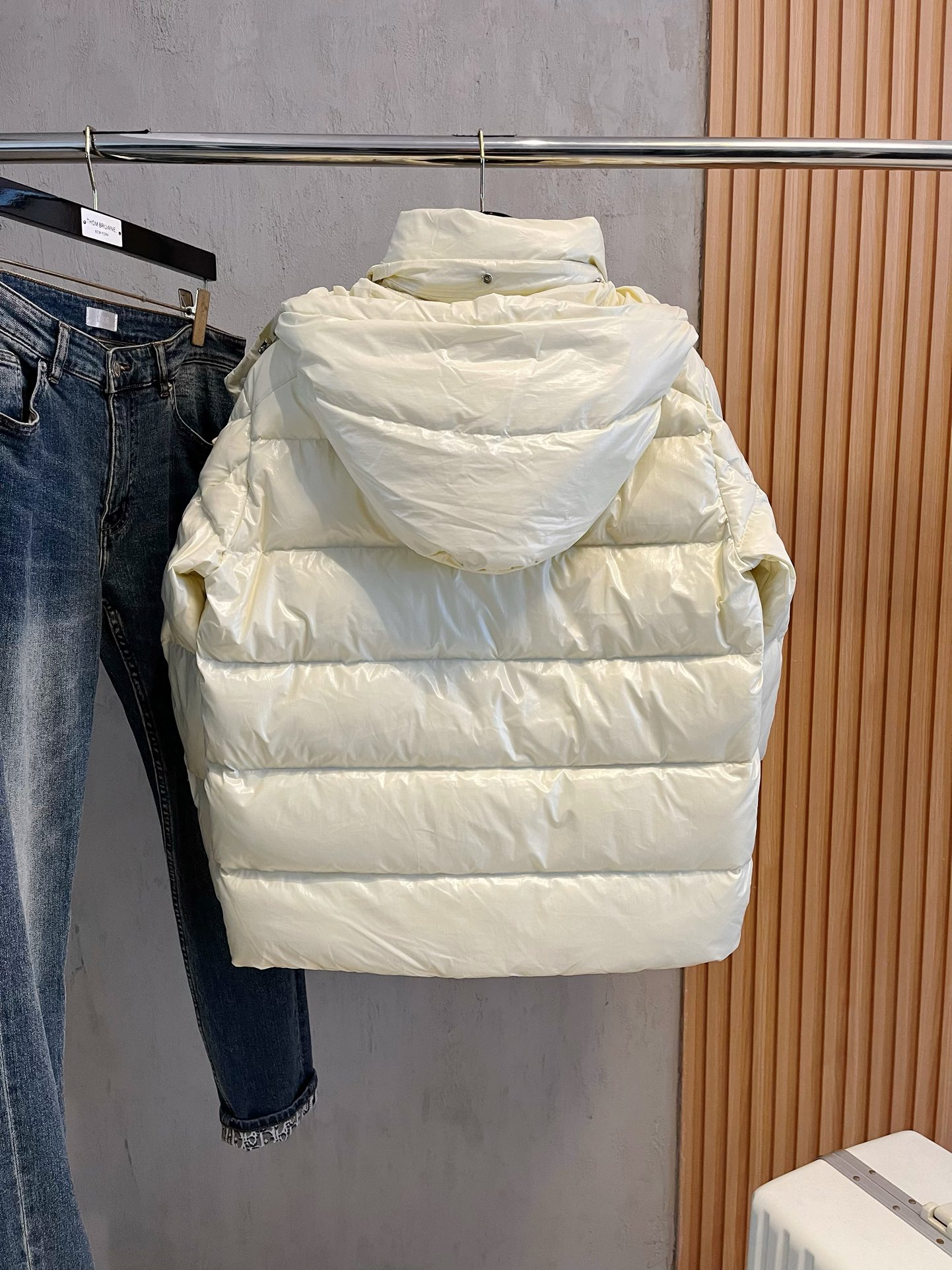Moncler Down Jacket White Duck Down Black M-l-xl
