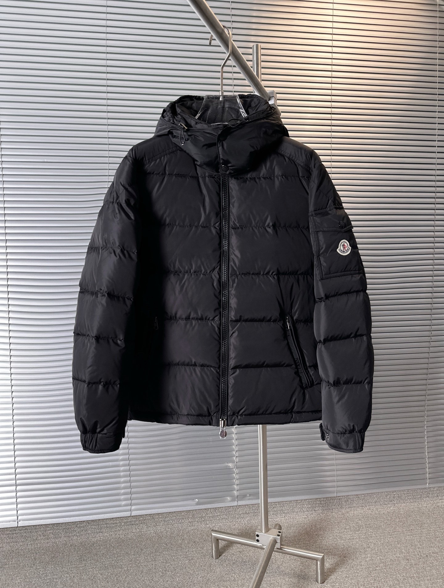 Moncler Couple Down Jacket White Duck Down Black Couple Style S-m-l