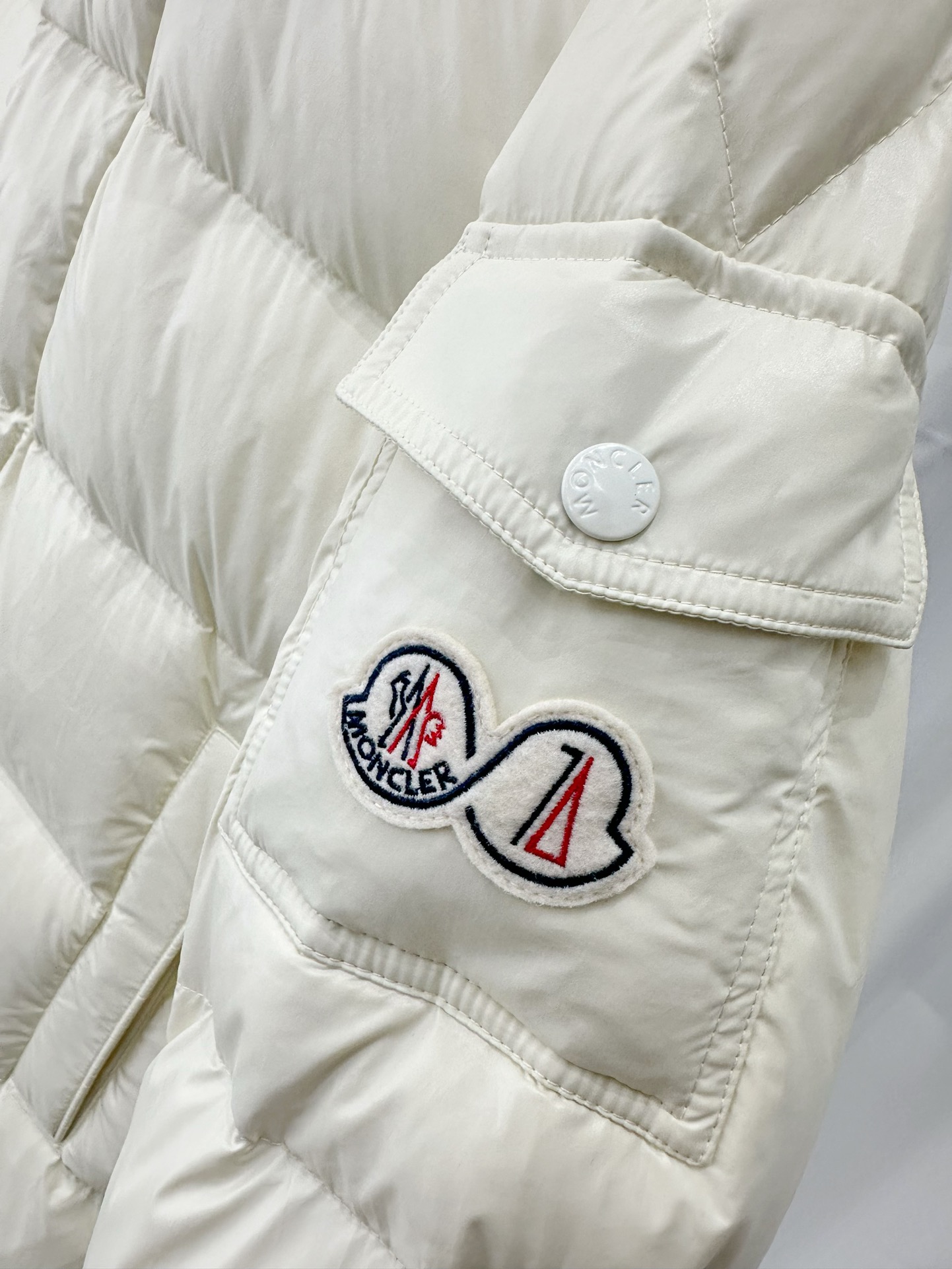 Moncler Down Jacket White Duck Down Black M-l-xl