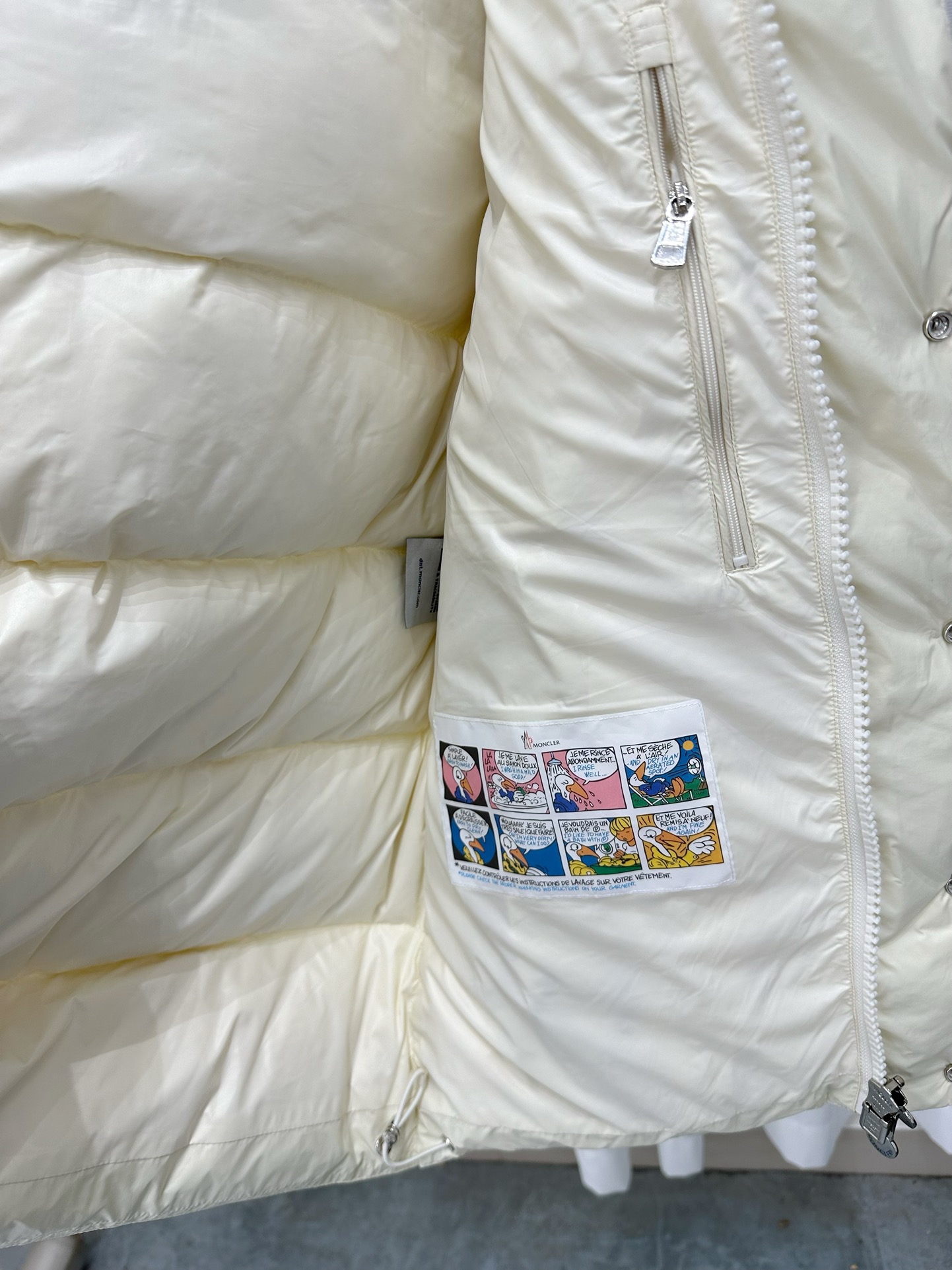 Moncler Down Jacket White Duck Down Black M-l-xl