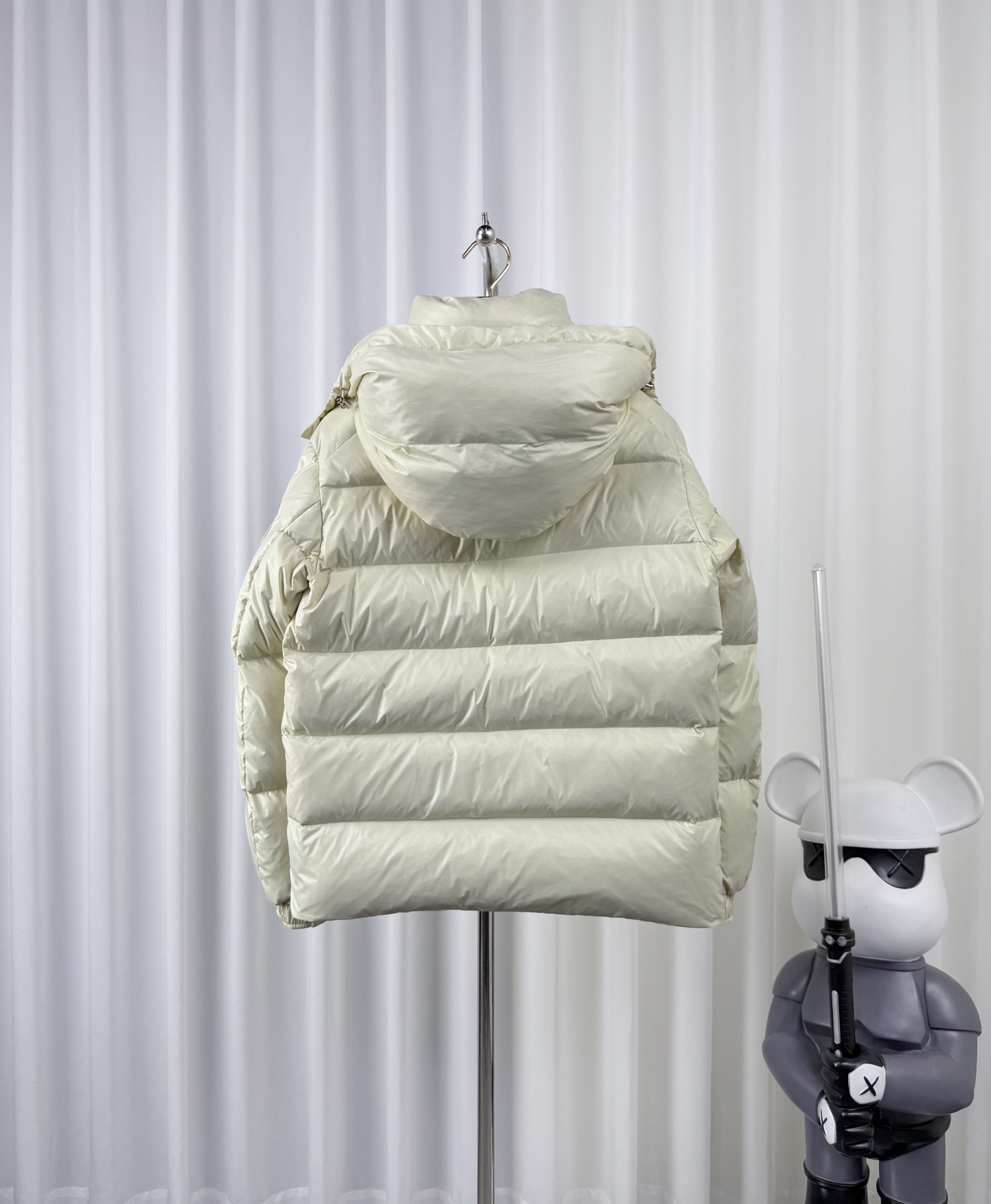 Moncler Down Jacket White Duck Down Black M-l-xl