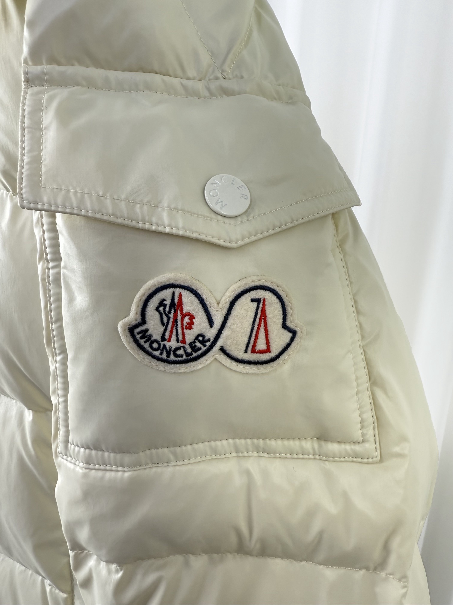 Moncler Down Jacket White Duck Down Black M-l-xl