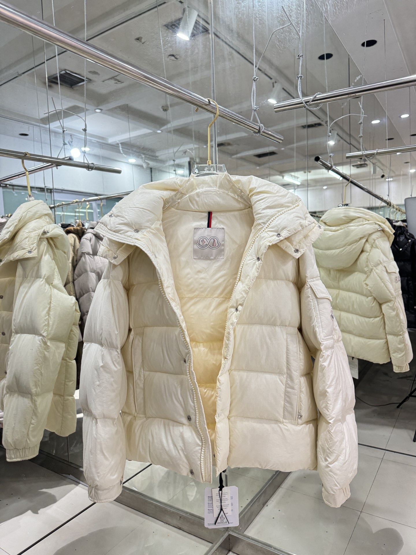 Moncler Down Jacket White Duck Down Black M-l-xl