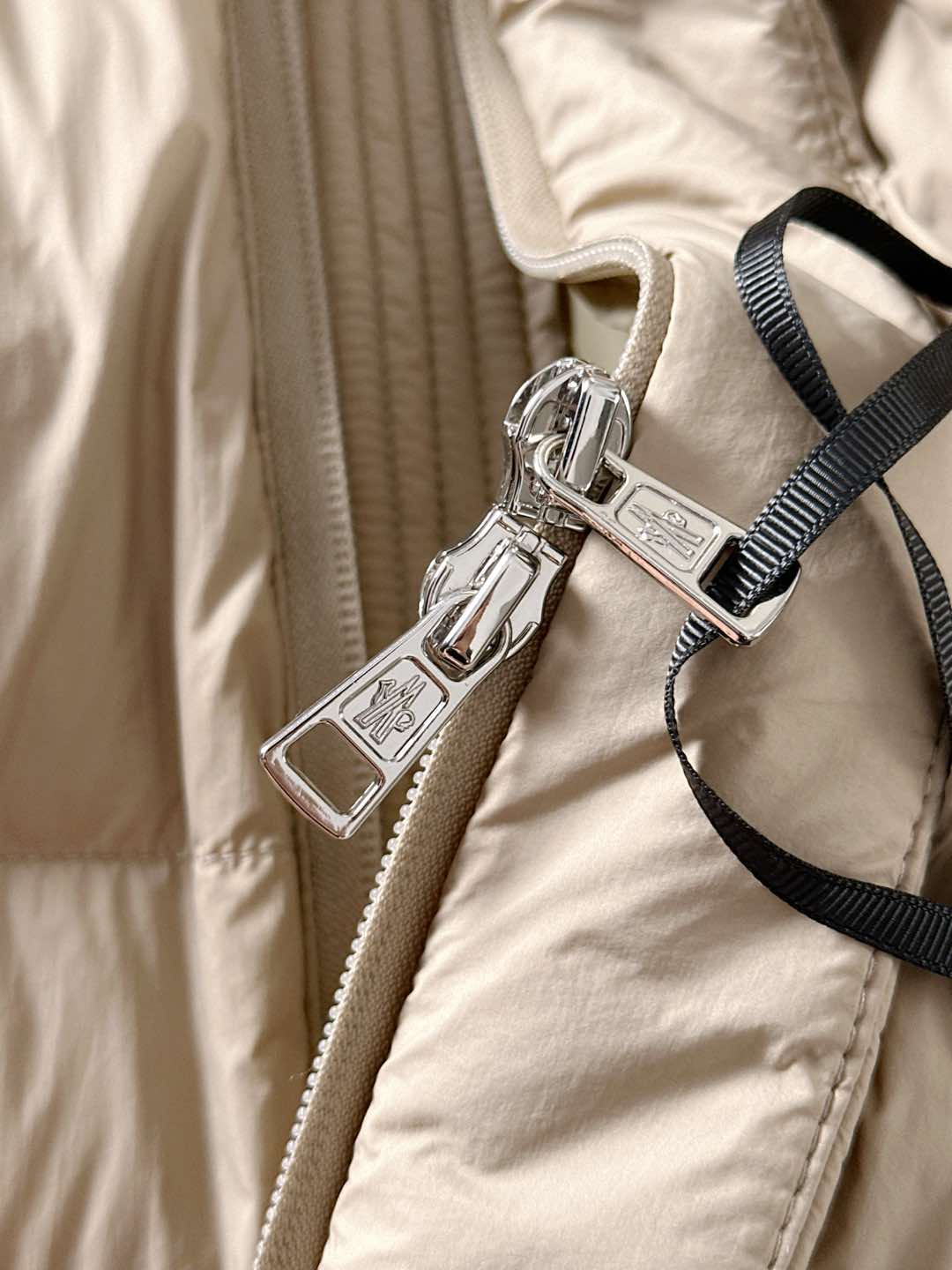 Moncler Down Vest Black S-m-l-xl