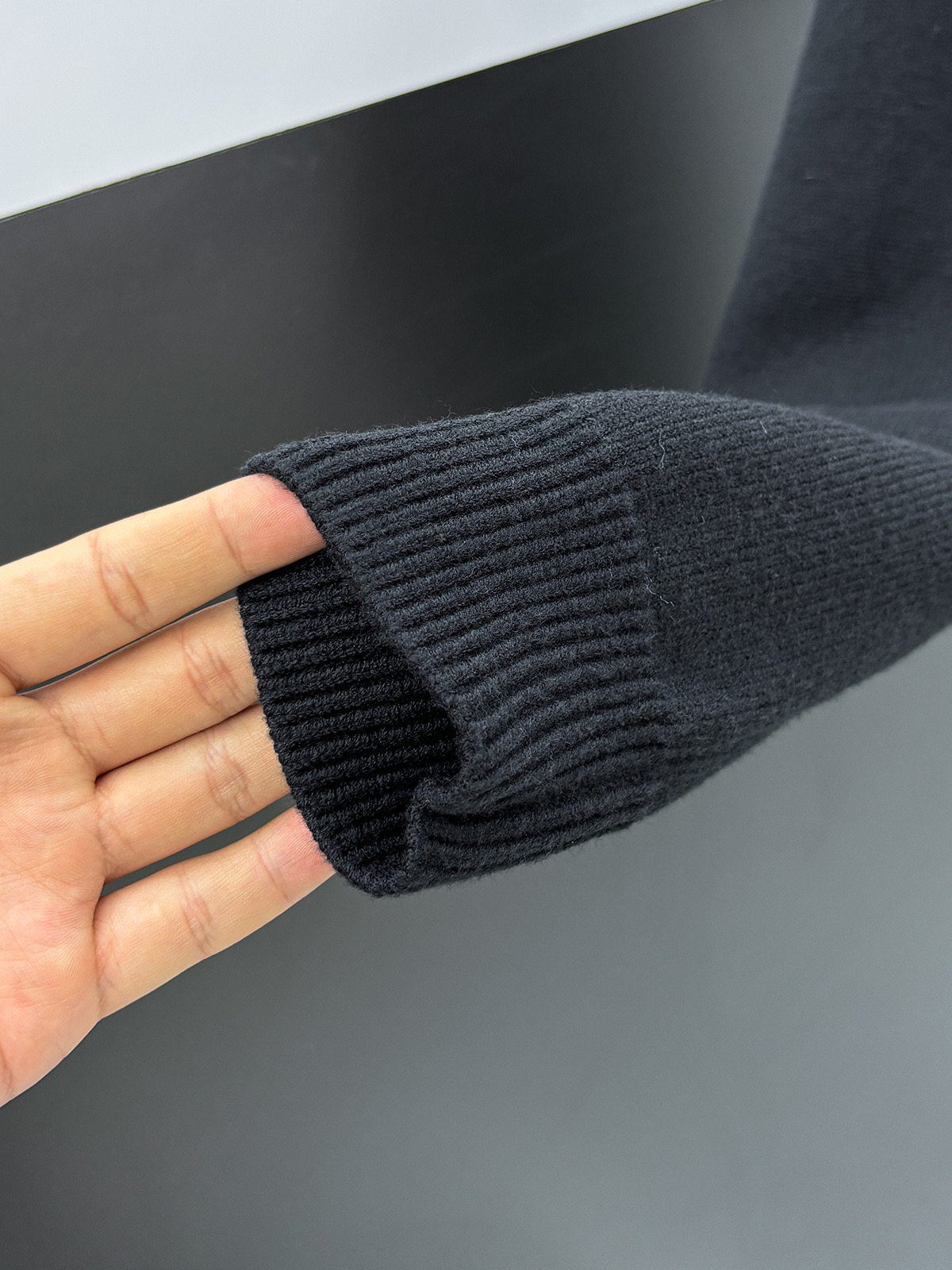 Armani Female Basic Clothing Wool M-l-xl