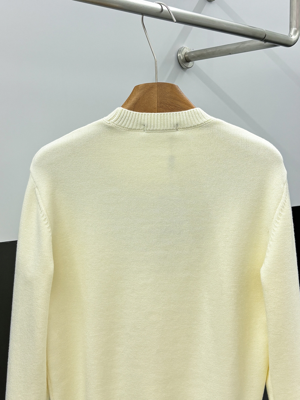 Armani Female Basic Clothing Wool M-l-xl