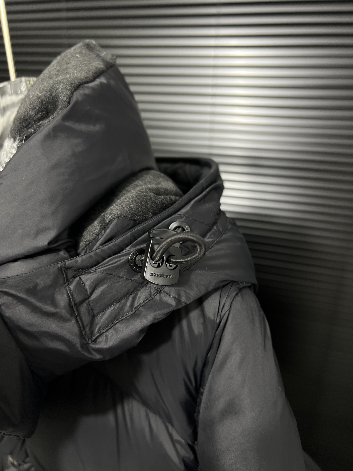 Burberry Vest Black Hooded S-l-xxl