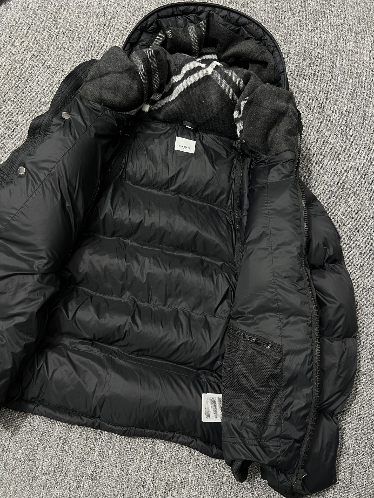 Burberry Vest Black Hooded S-l-xxl