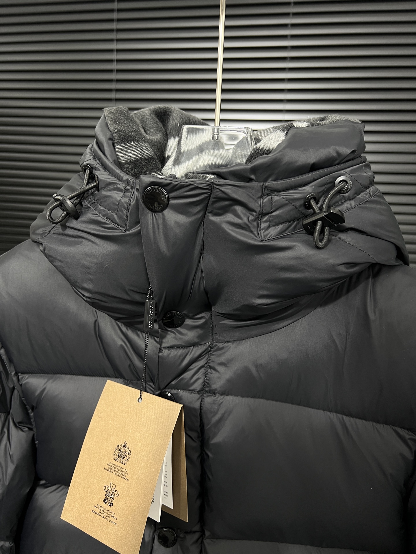 Burberry Vest Black Hooded S-l-xxl