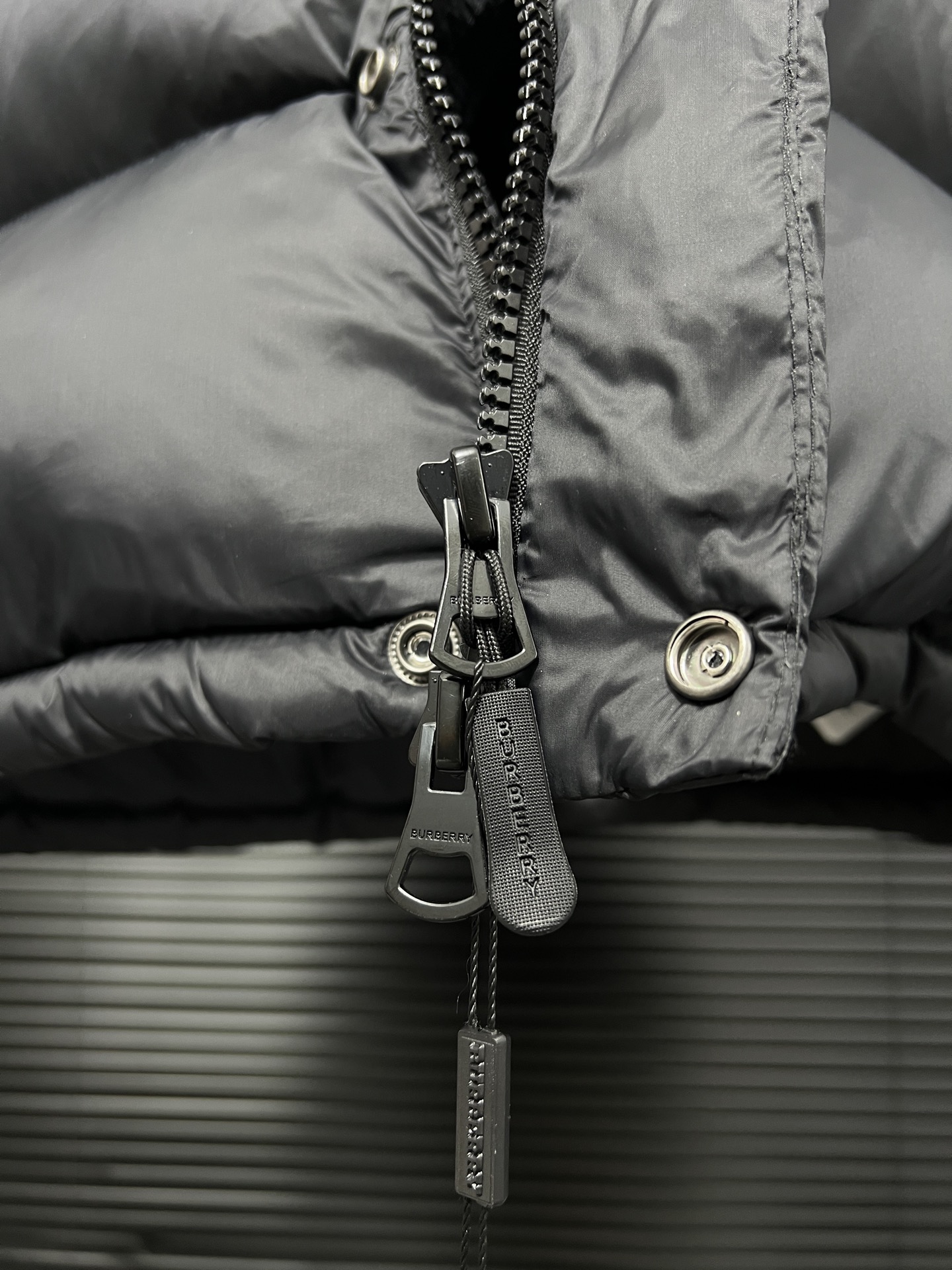 Burberry Vest Black Hooded S-l-xxl