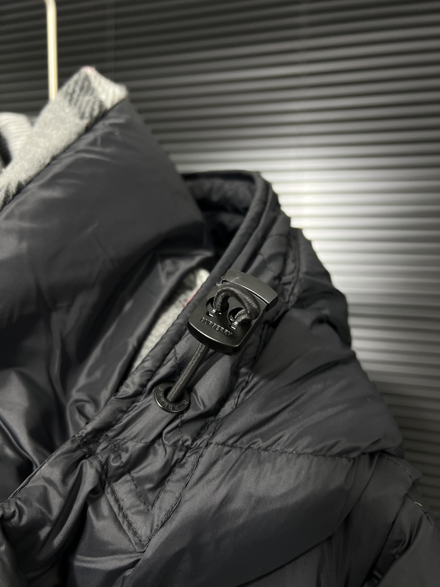 Burberry Vest Black Hooded S-l-xxl