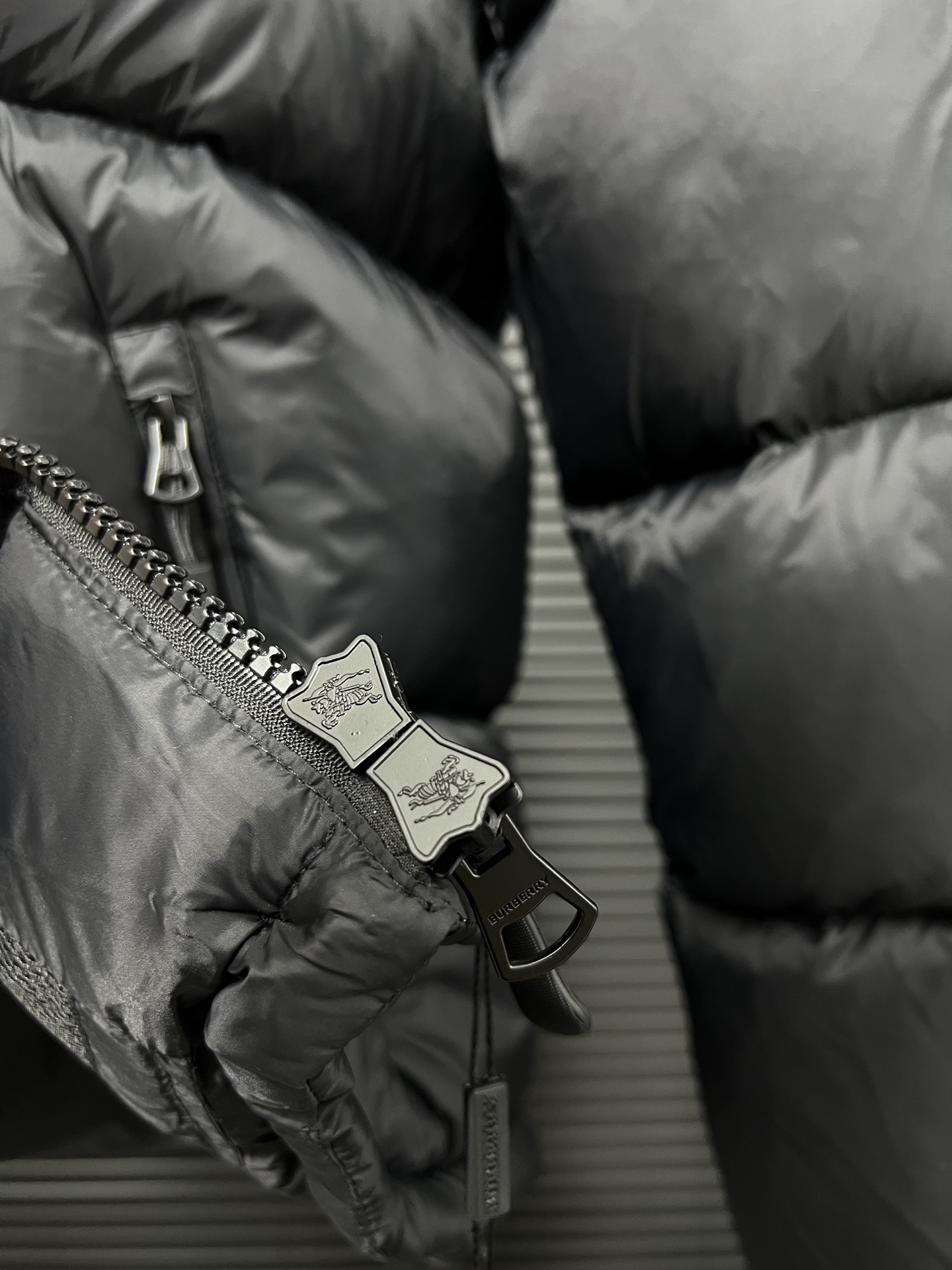 Burberry Vest Black Hooded S-l-xxl