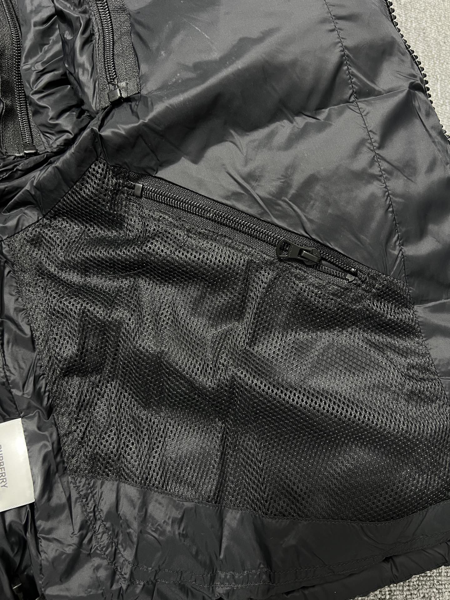 Burberry Vest Black Hooded S-l-xxl