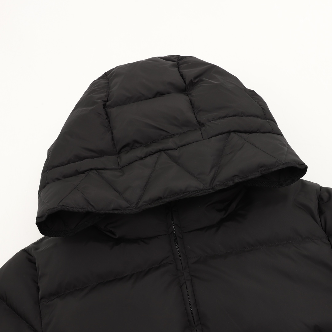 Moncler Female Down Jacket S-m-l