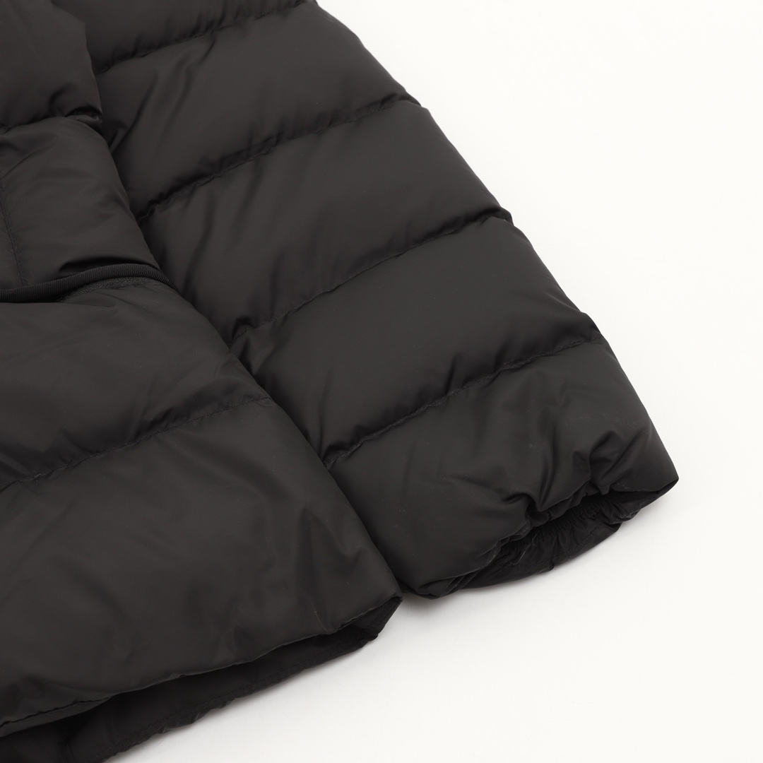 Moncler Female Down Jacket S-m-l