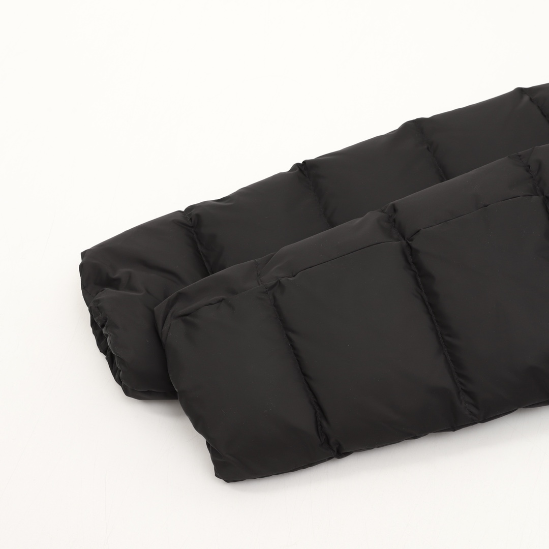 Moncler Female Down Jacket S-m-l