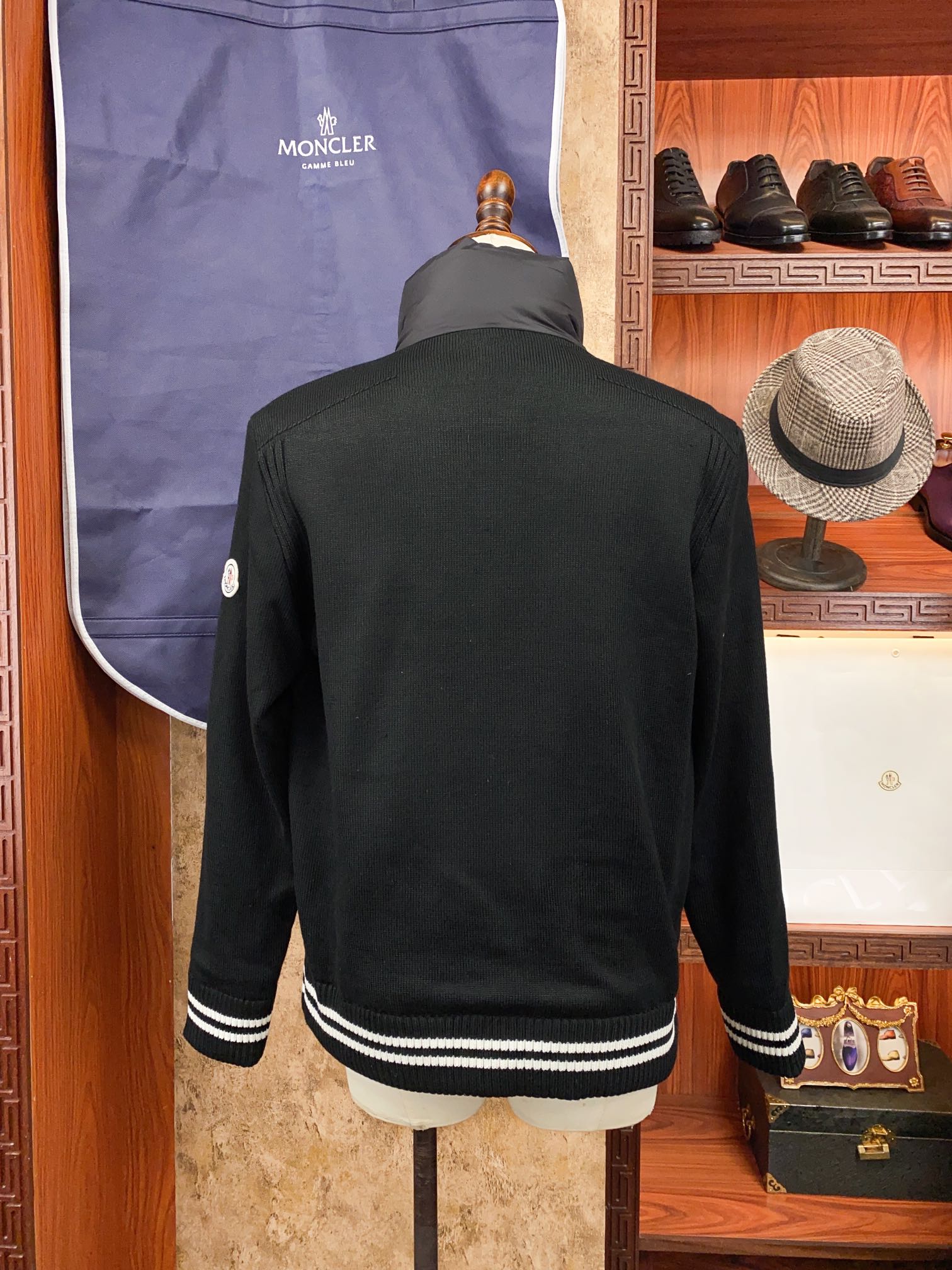 Moncler Couple Down Jacket Knitted Black Hooded M