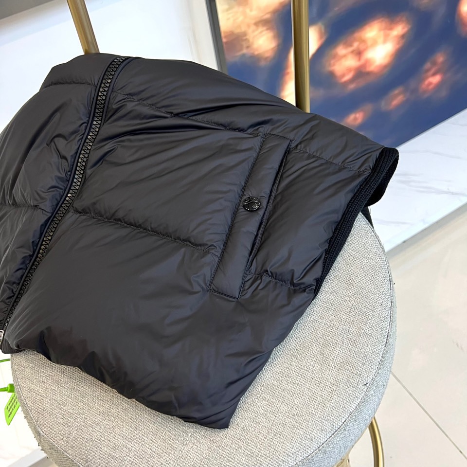 Moncler Down Jacket Knitted Striped M-l