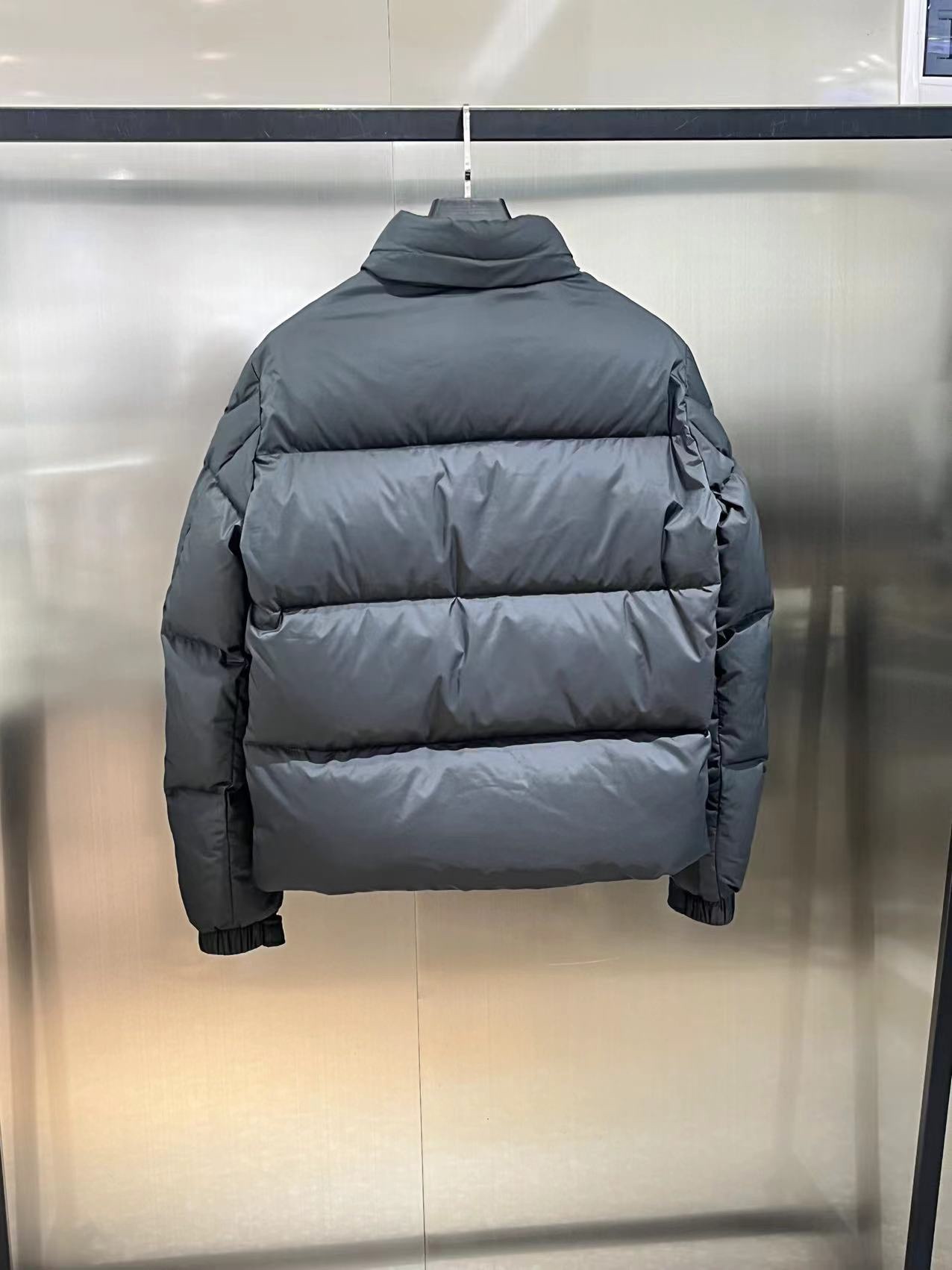Moncler Down Jacket White Duck Down Black M-l