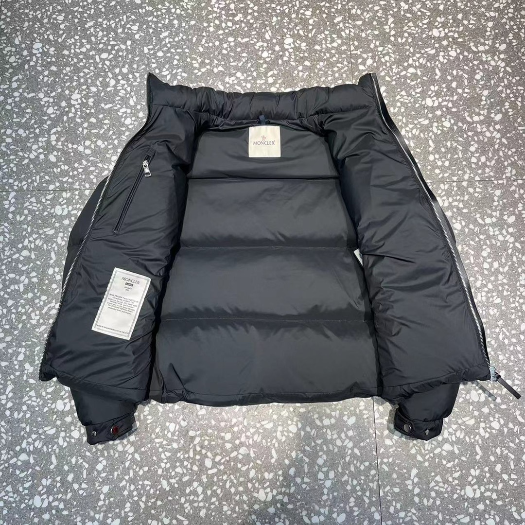 Moncler Down Jacket White Duck Down Black M-l