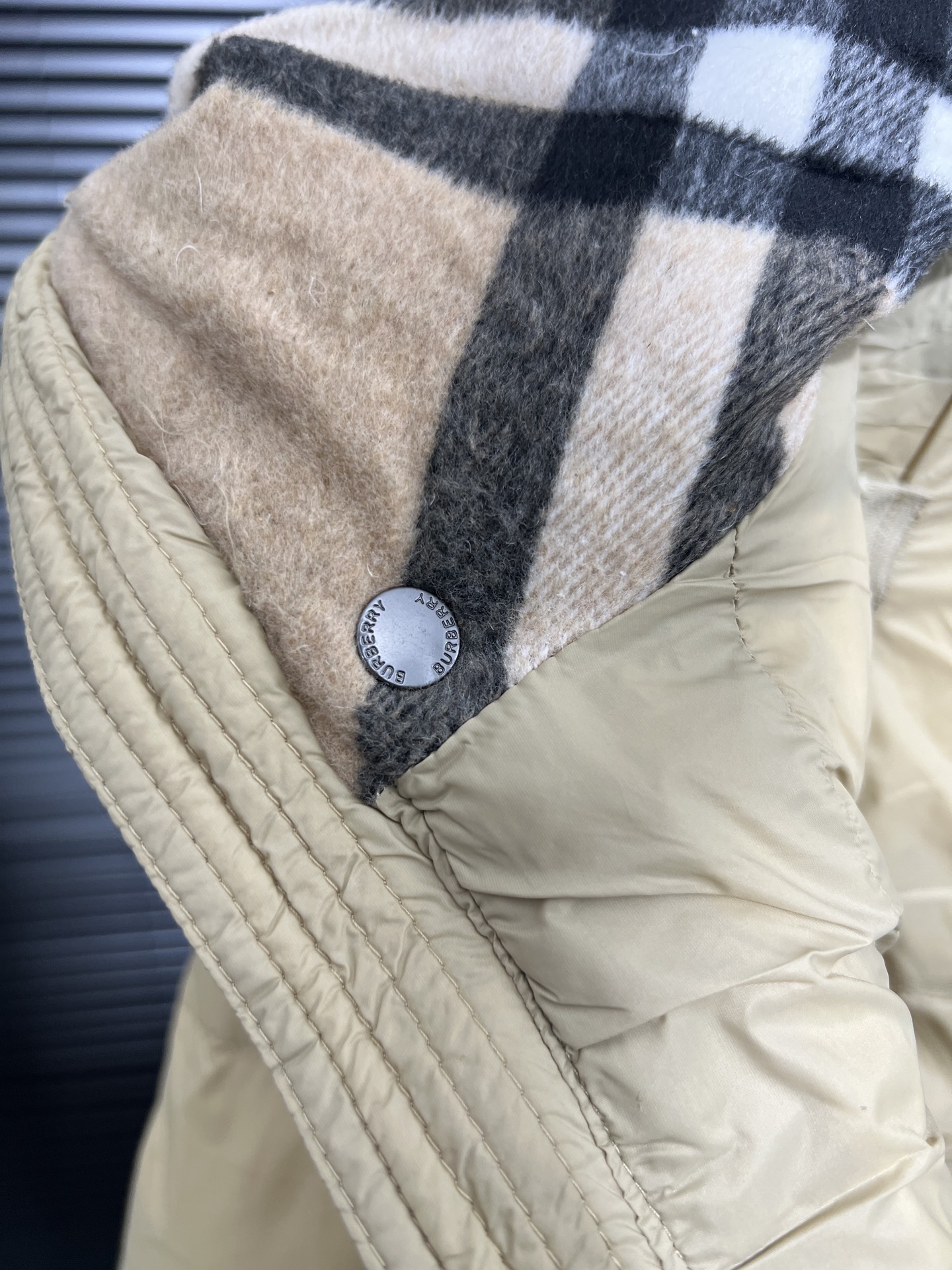 Burberry Vest Black Hooded S-l-xxl